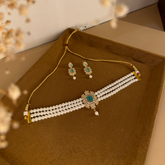 Zeyna Pearl Choker Set